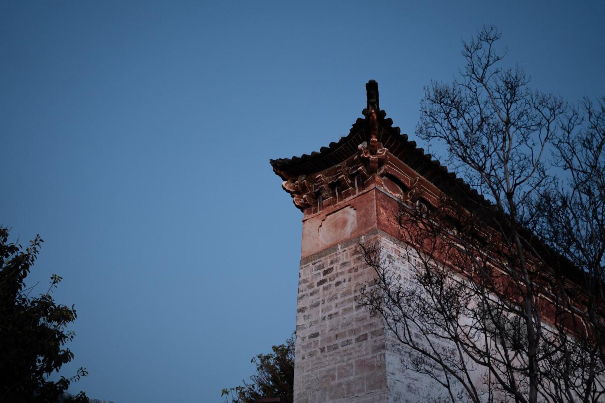Hong Long Jing Hotel Дали Экстерьер фото