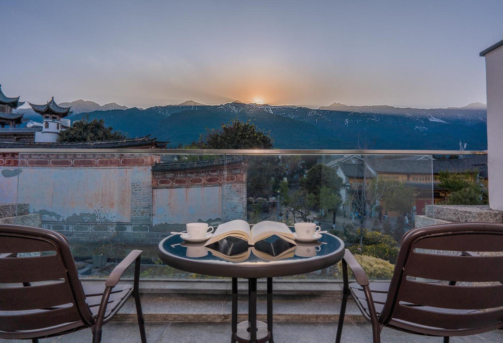 Hong Long Jing Hotel Дали Экстерьер фото