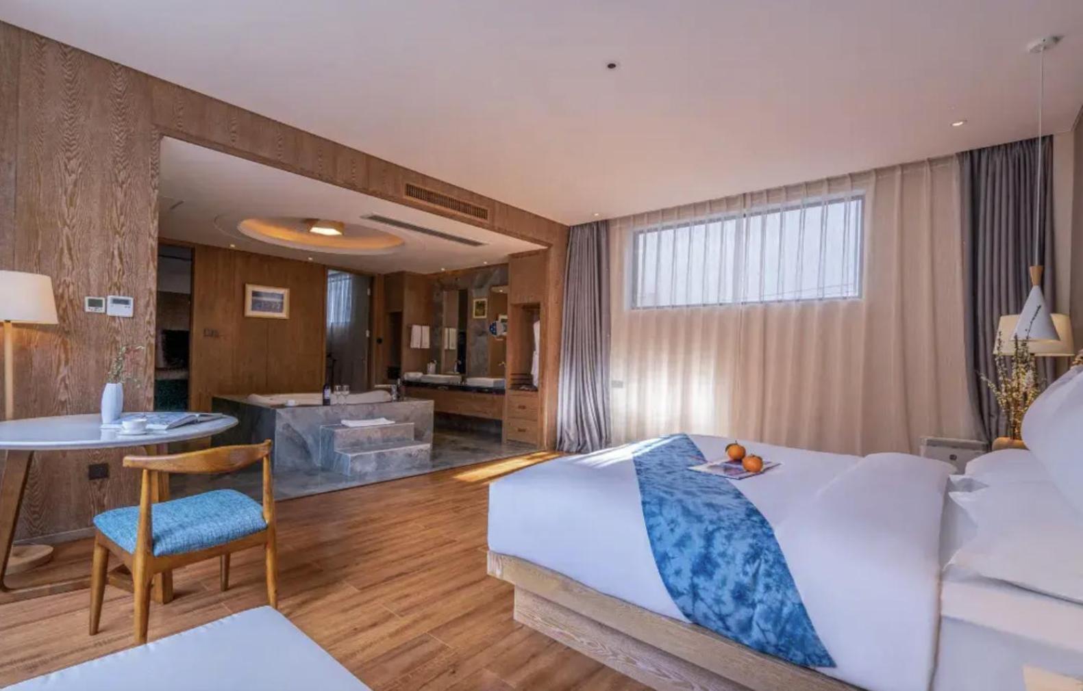 Hong Long Jing Hotel Дали Экстерьер фото